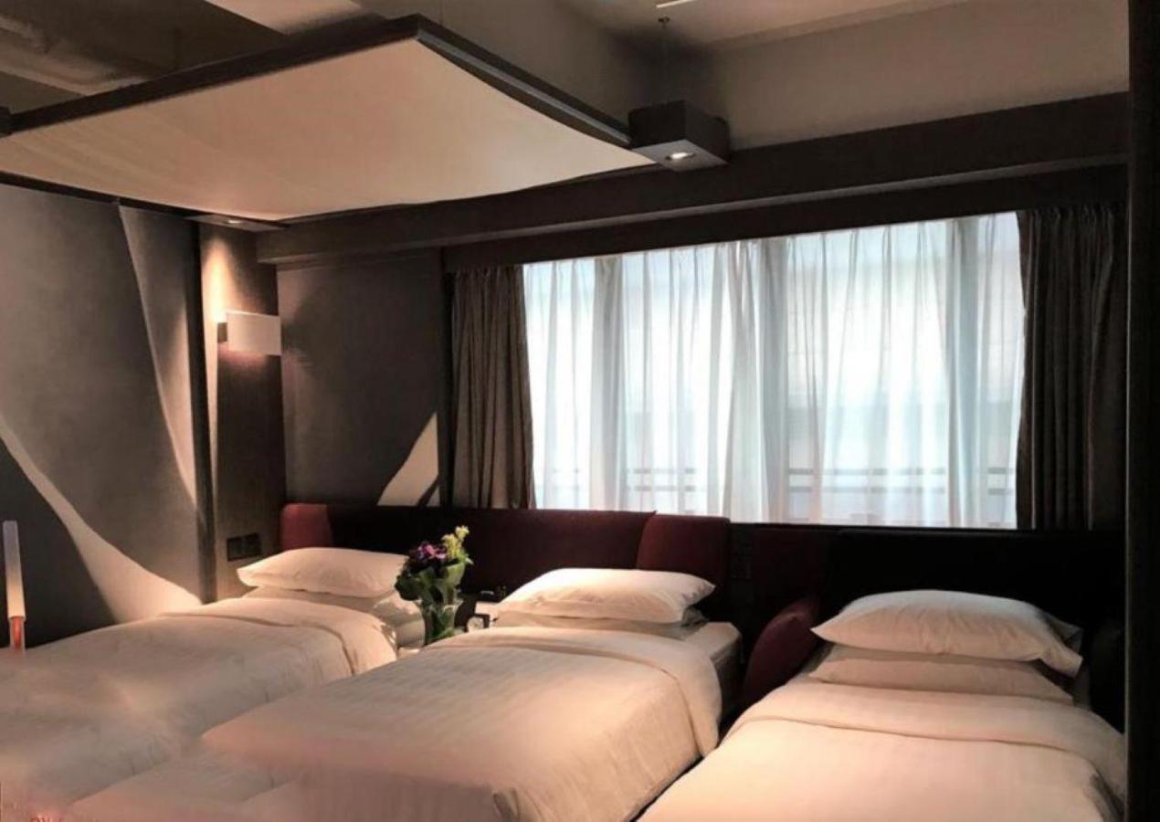 Premium Lounge Hotel Hong Kong Exterior photo
